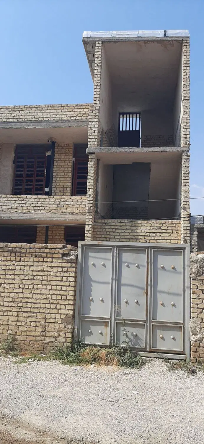 اسکلت دو طبقه