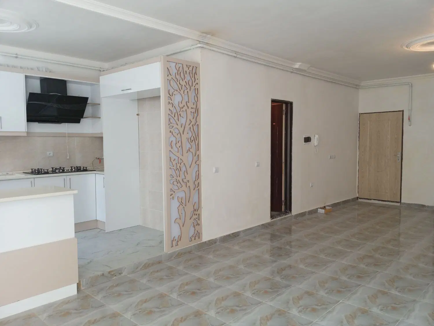 اپارتمان در زمرد عباسی