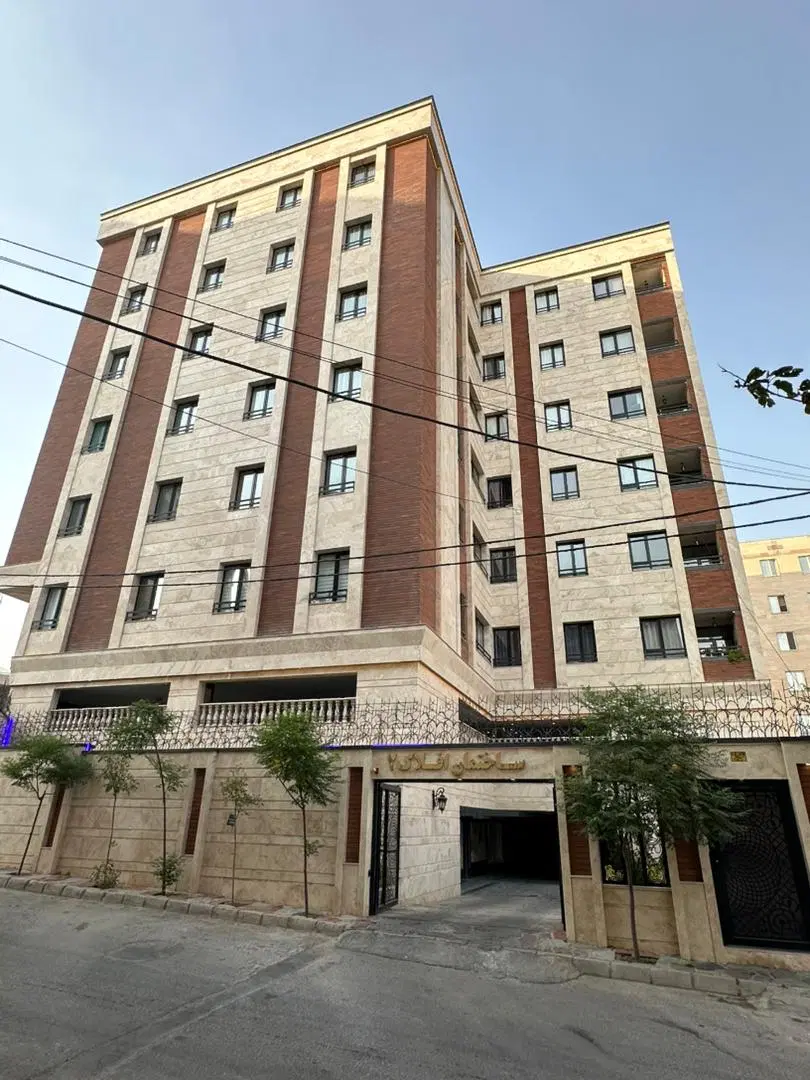 132متر 3خواب 2پارکینگ سندی وردآورد خ ولیعصر