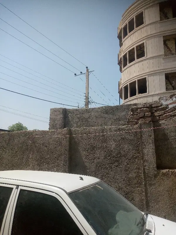 منزل وسط شهر سر خیابان