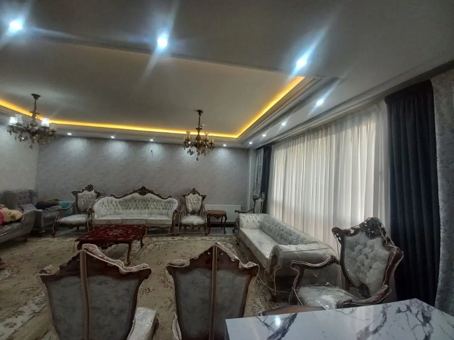 اپارتمان تکواحدی117متر فول امکانات درشهرک وصال