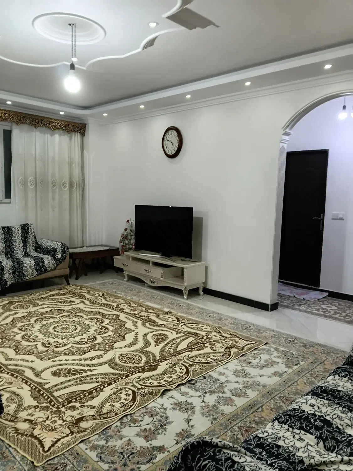 ۸۲متر واحد آپارتمانی مرکز شهرسندتک برگ