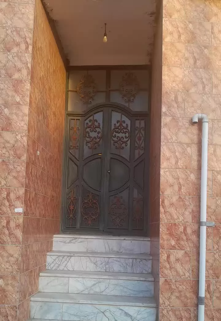 اجاره دادن یک واحد منزل مستقل همکف ۱۶۰ متری