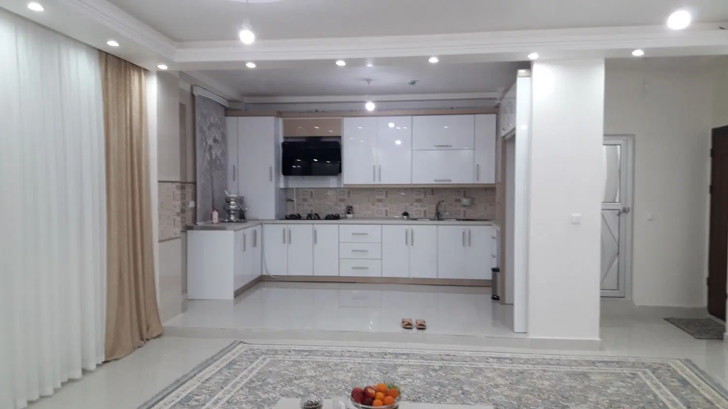 اجاره اپارتمان ۱۲۰ متر با امکانات