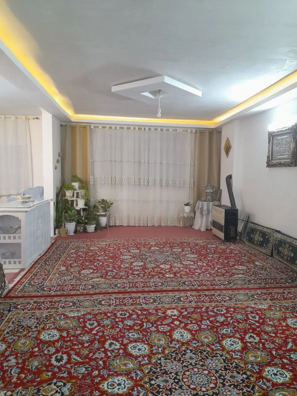 آپارتمان  ۱۰۰ متری فول امکانات  کشاورز  ۵