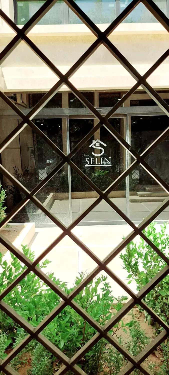 آپارتمان ۱۹۰ متری_لابی_روف گاردن_عرض۱۲