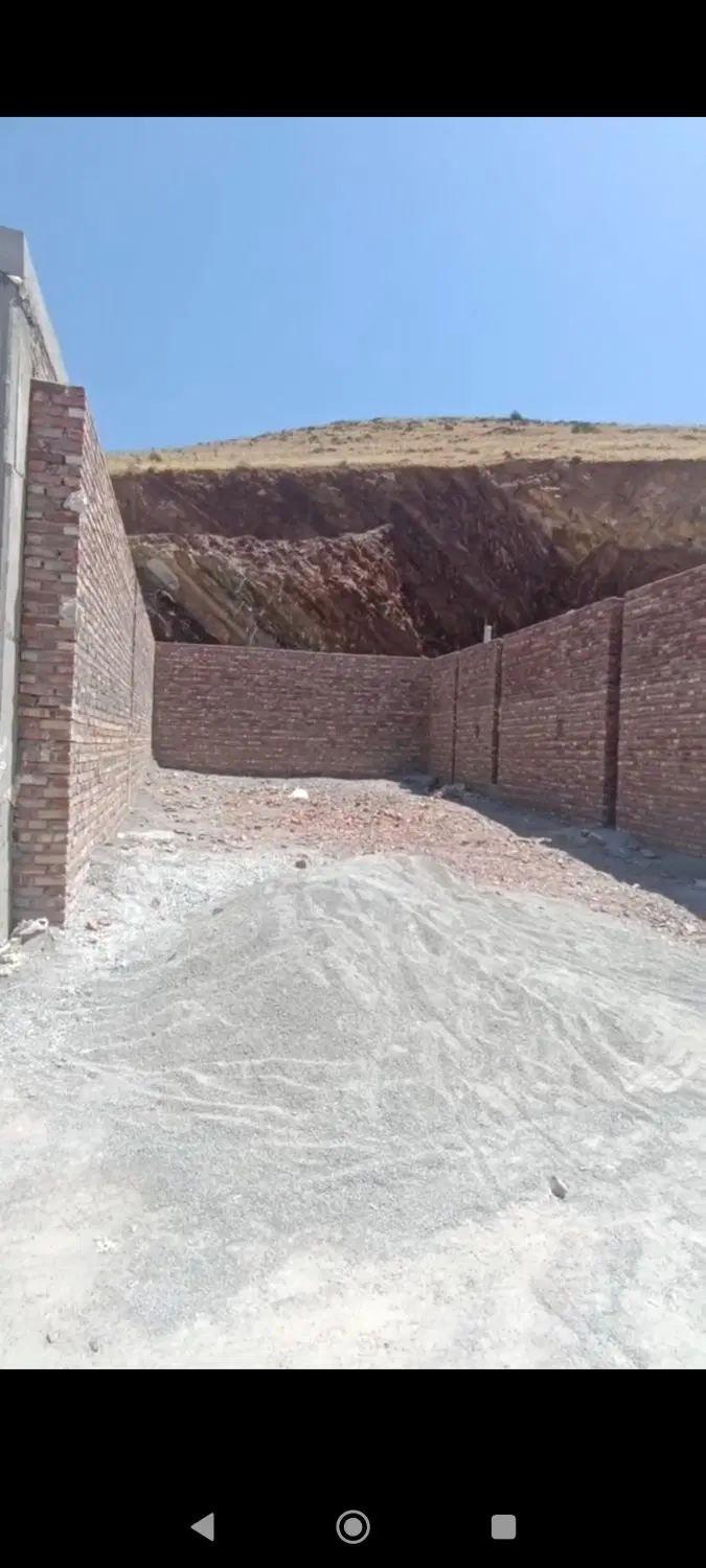 خانە نیم کاره شهرک90متر