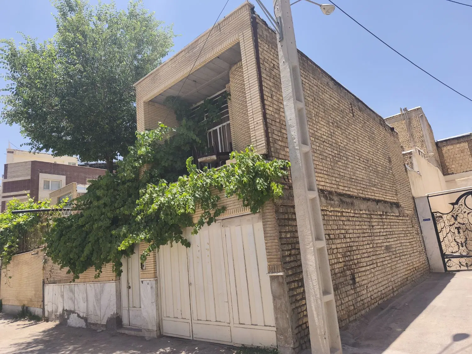 منزل مسکونی
