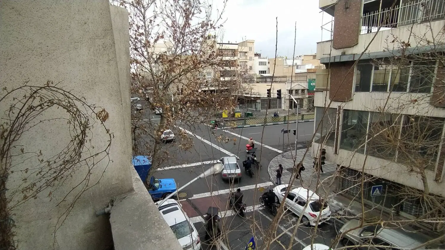 رهن واجاره ملک دربست 230 متر بنا در جمهوری