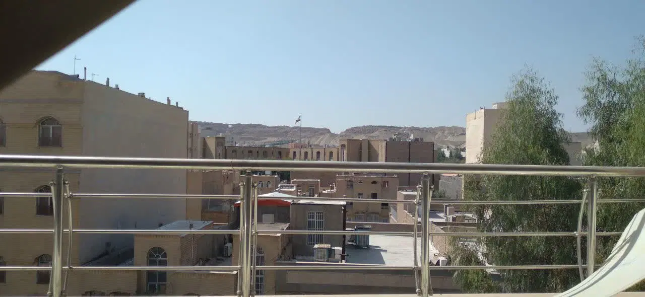 تکواحدی خوش نقشه با ۱۰ متر بر