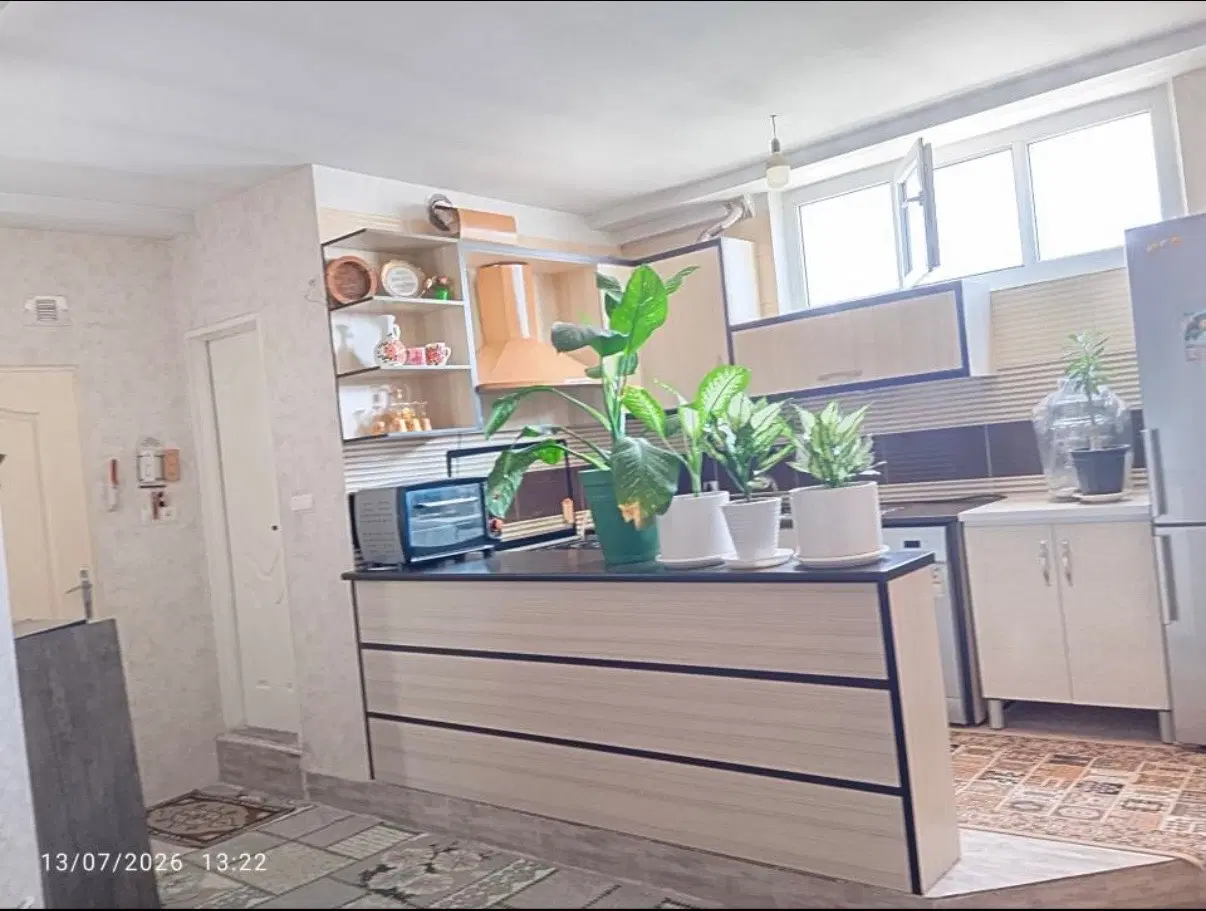 آپارتمان اجاره‌ای میرزایی رضوان ۳۸ ساختمان پرشین