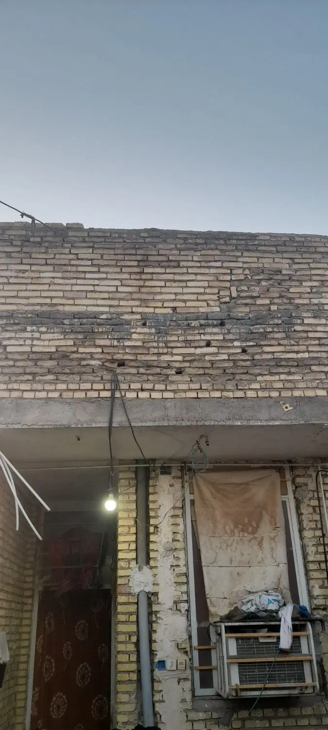 ملک بمساحت ۱۲۵ متر