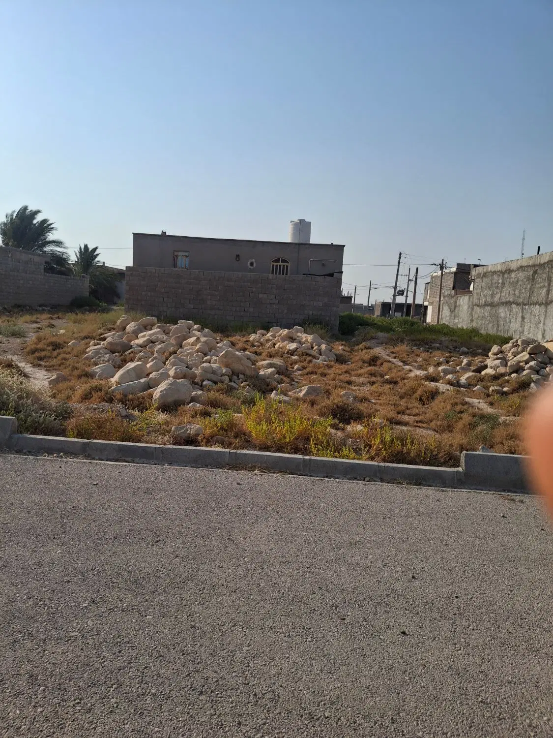 زمین مسکونی