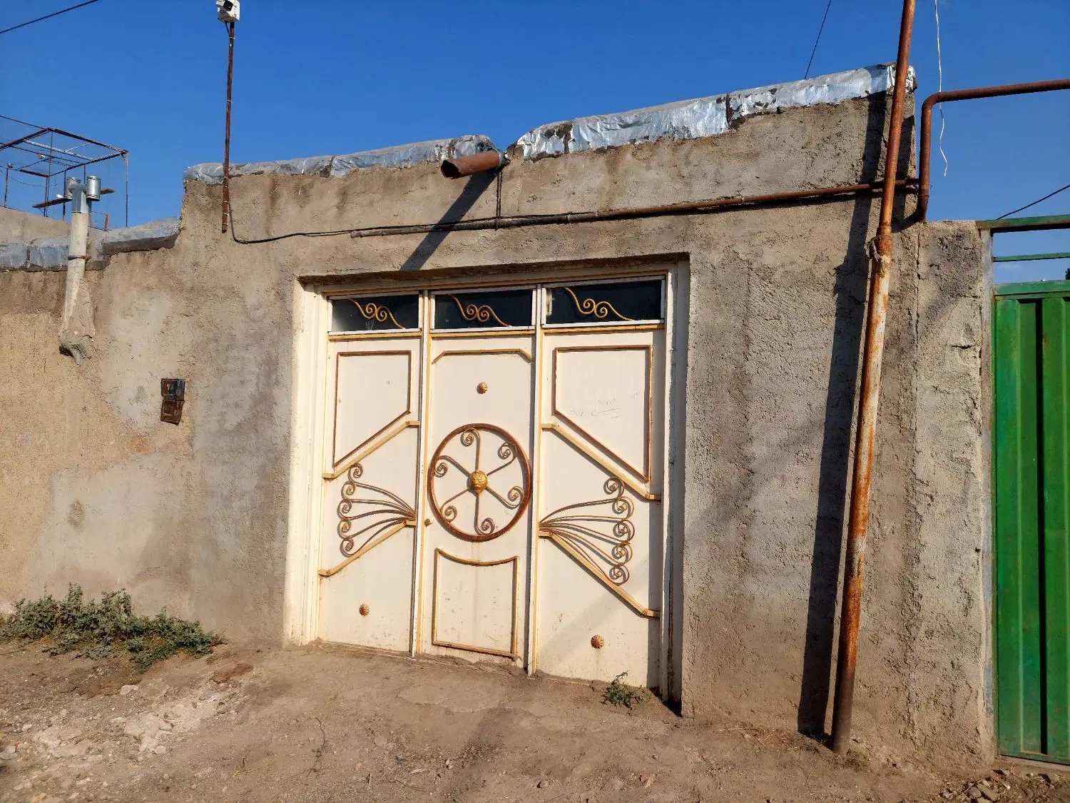 خانه در آتشگاه سرعین