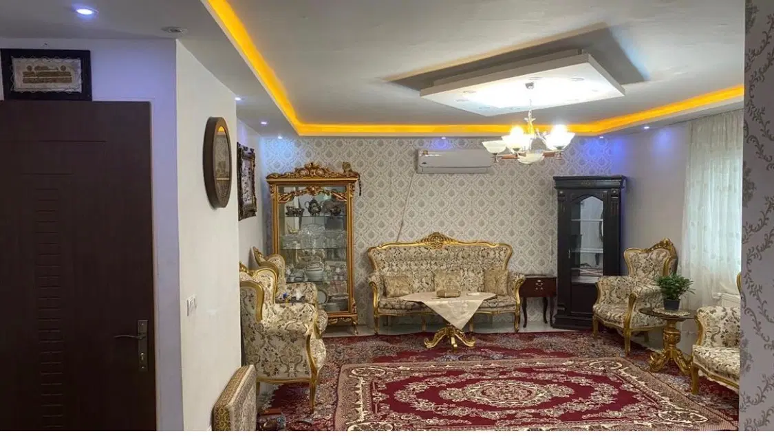 ۸۵ متری اکباتان طبقه همکف فول بازسازی