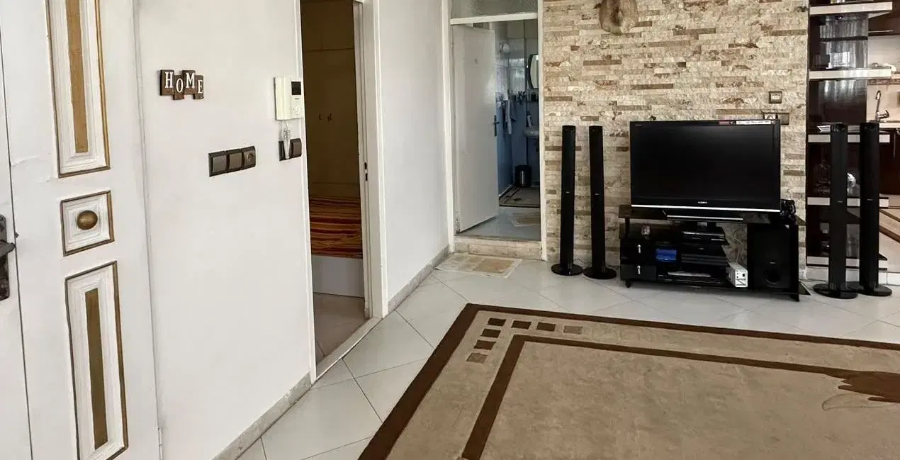 فروش یک واحد آپارتمان