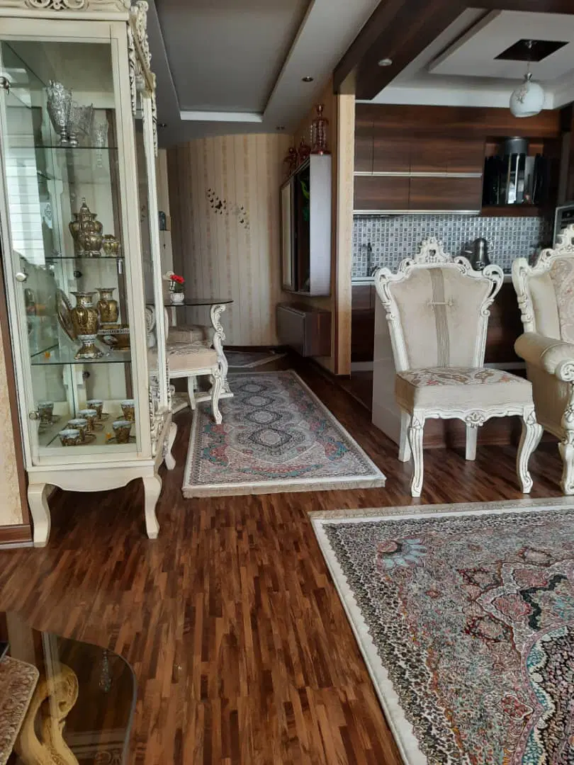 اجاره فوری آپارتمان ۹۰ متری خوش نقشه دو خواب
