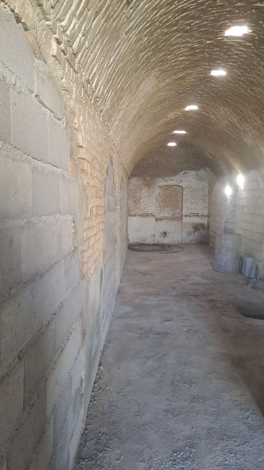 سالن انبار