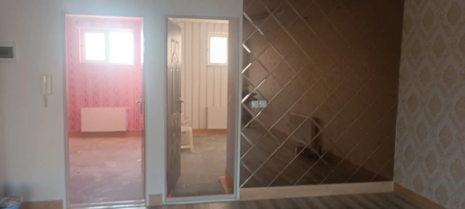 آپارتمان دوخوابه جنب بازار موقوفه