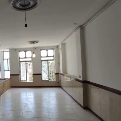 ۳ عدد منزل ویلایی  و طبقه مستقل بلوار طاقبستان