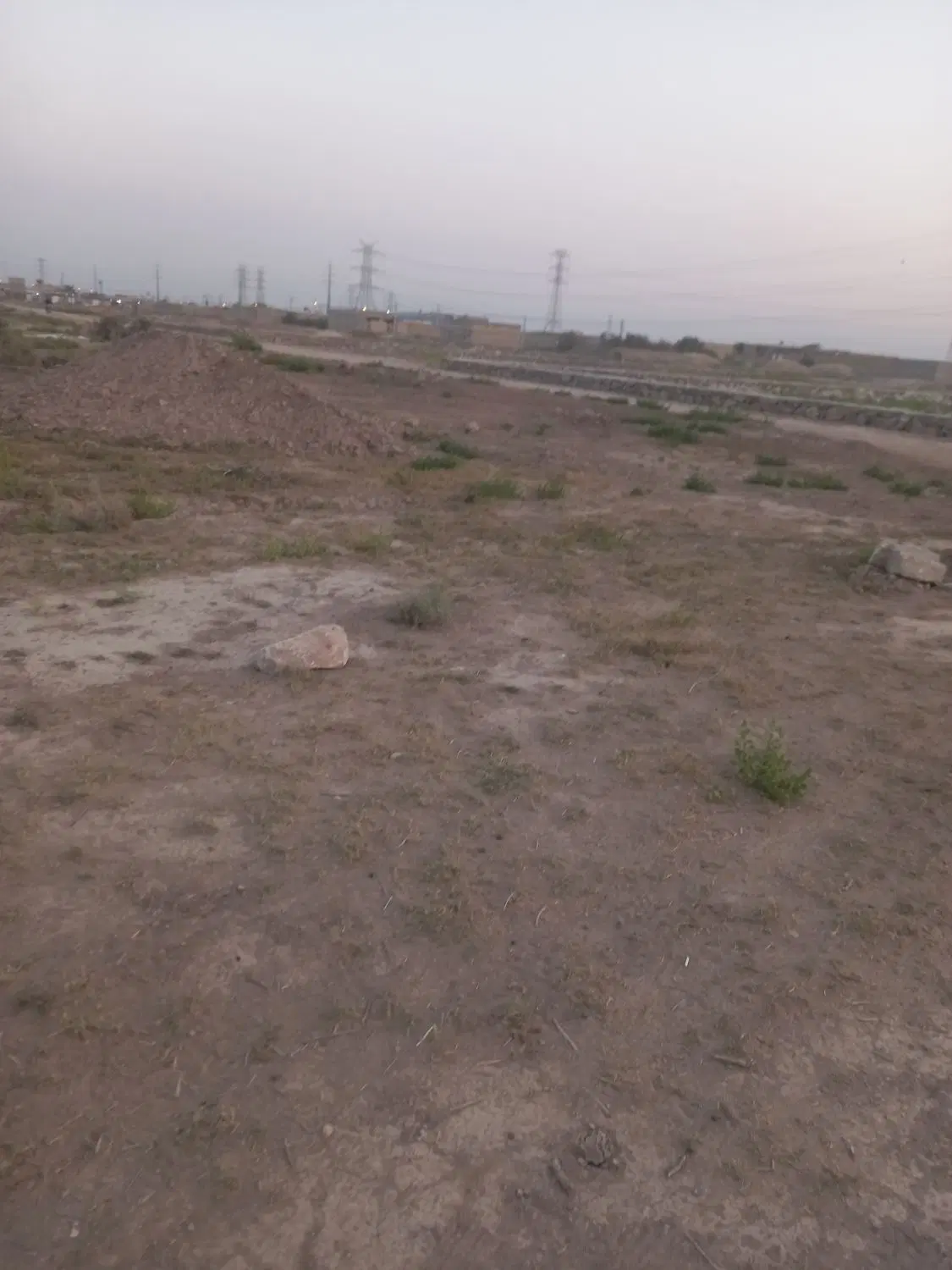 باسلام چندقطعه زمین