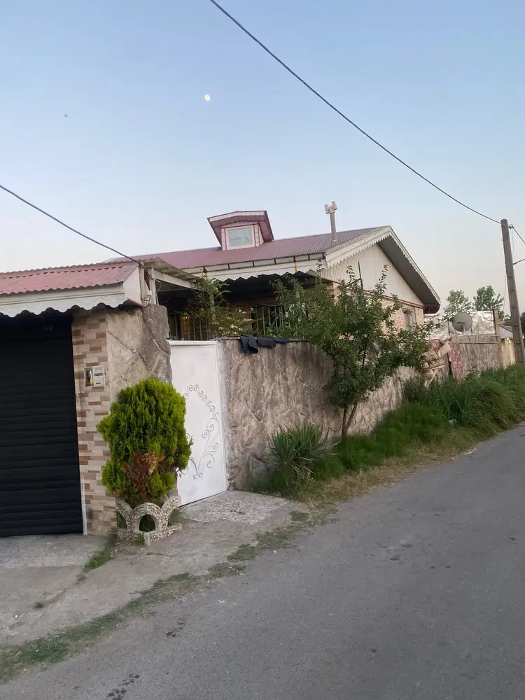 ملک ویلایی دربست ۱۸۰متری زیر بنا ۹۰متر