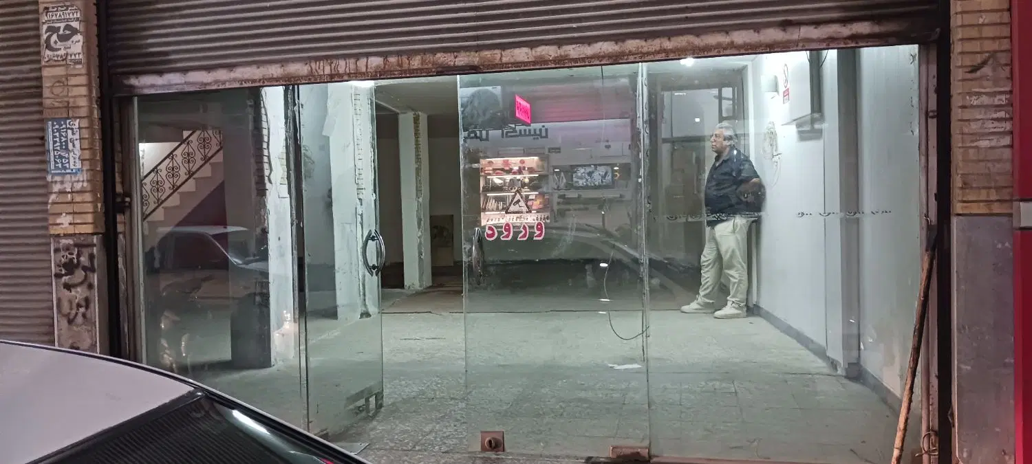مغازه تجاری مرکزشهرسیمتری