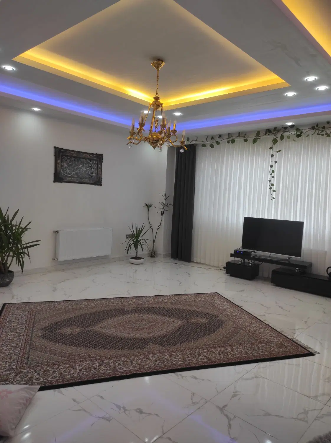 یک واحداپارتمان واقع در چهارراه فرهنگ