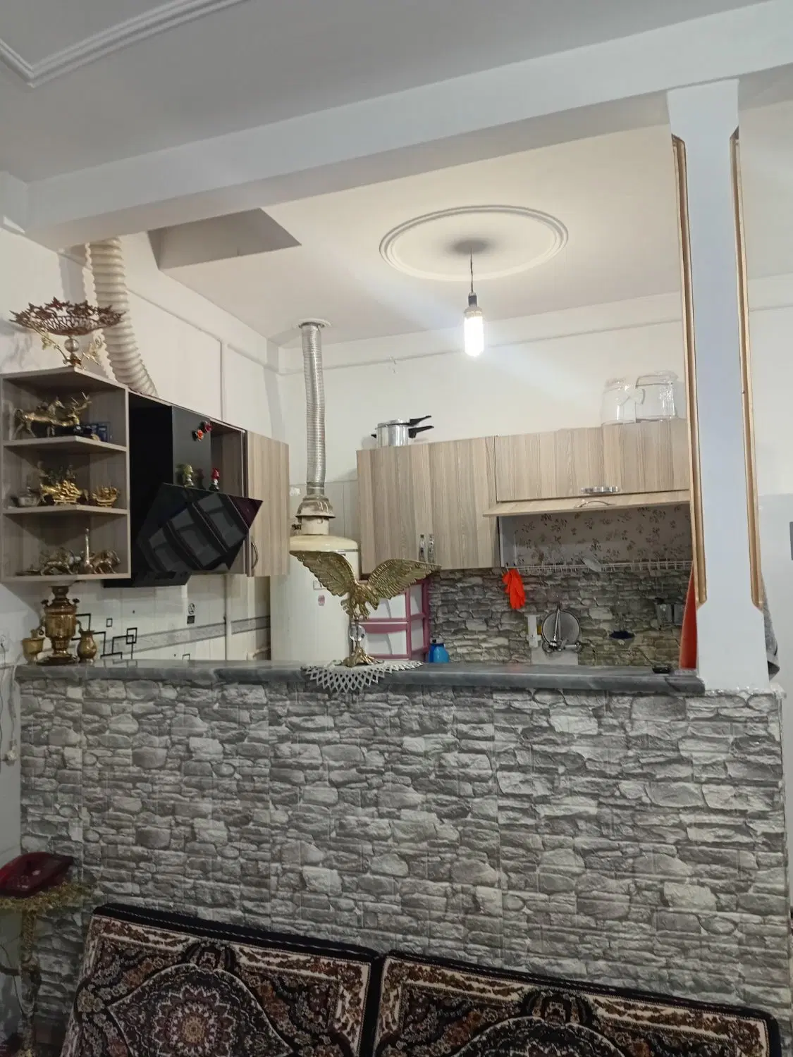 خانه پشت قواره نقلی