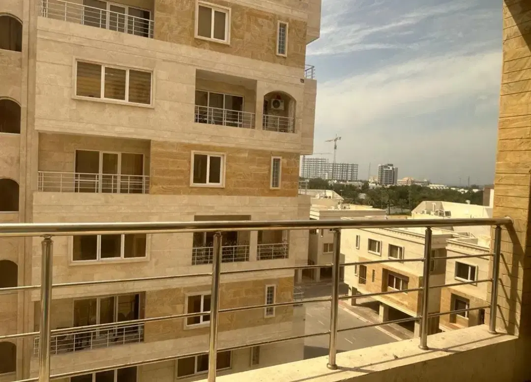 شهرک پزشکان کیش ۱۰۰ متری دو خوابه