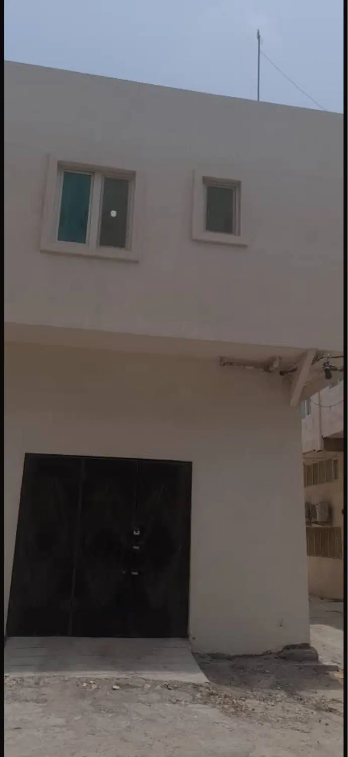 تجاری ۲۰۰ متری نخل زرین