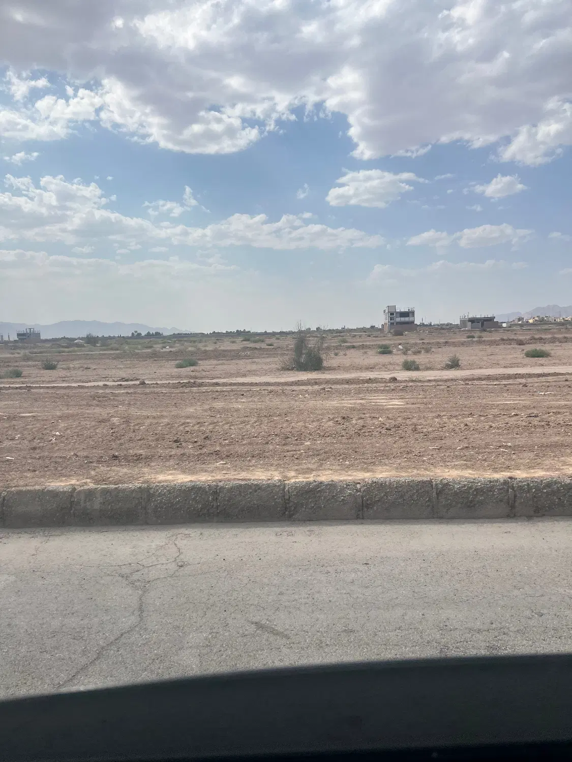 زمین تجاری مسکونی