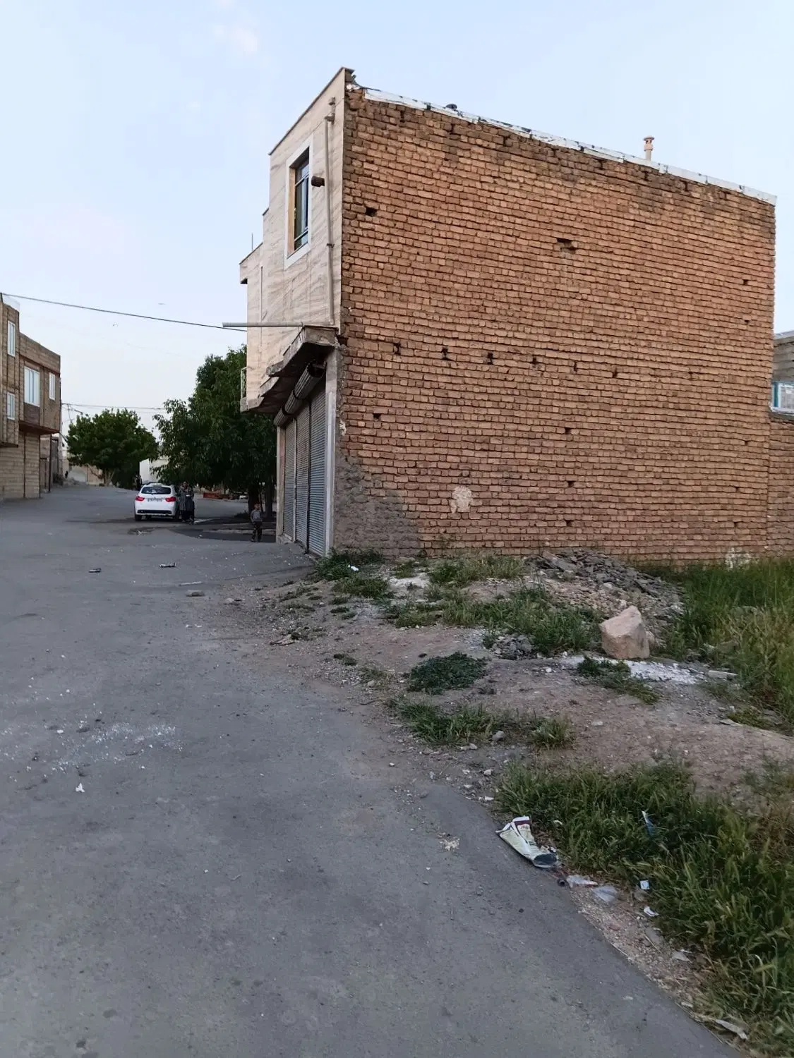 زمین مسکونی
