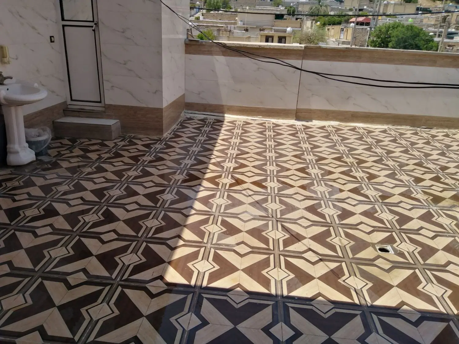 خانه رهن واجاره طبقه بالا اول آبگرمو علامه ۸