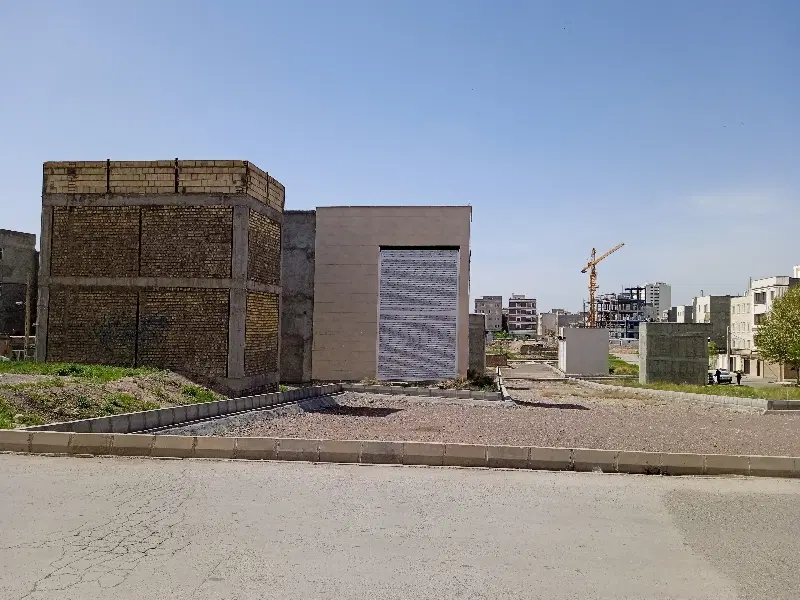 زمین تجاری پونک قزوین