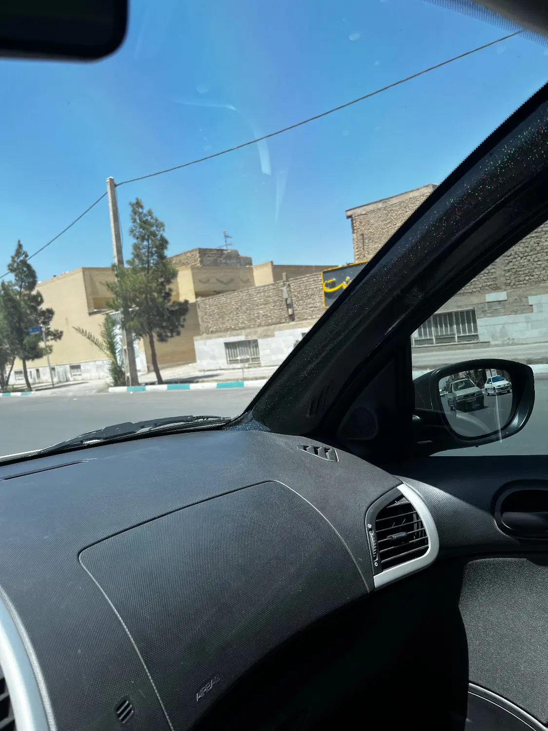 مغازه تجاری شده ازادشهر