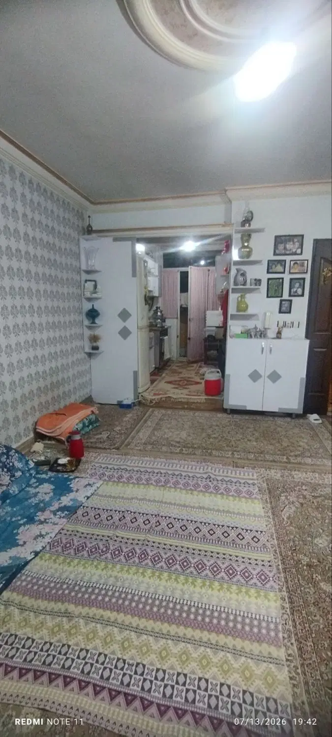 آپارتمان ۷۰ متری یک خواب طبقه اول حاشیه