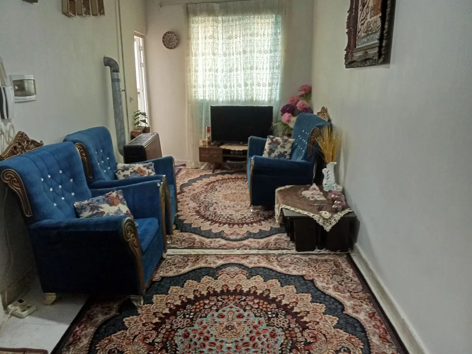 نیازمند یک همخونه موجه دارم
