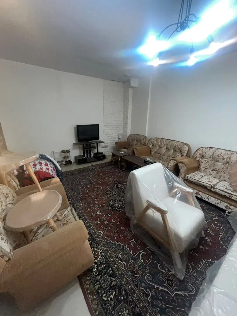 مشیریه 64متر 2خواب طبقه اول
