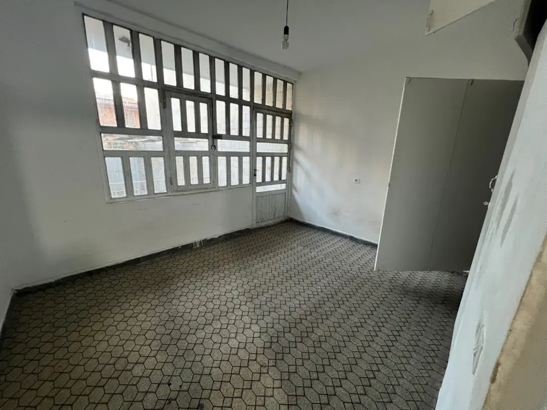 ویلایی ۲۳۰متری دربست مناسب خانواده فاز یک اندیشه