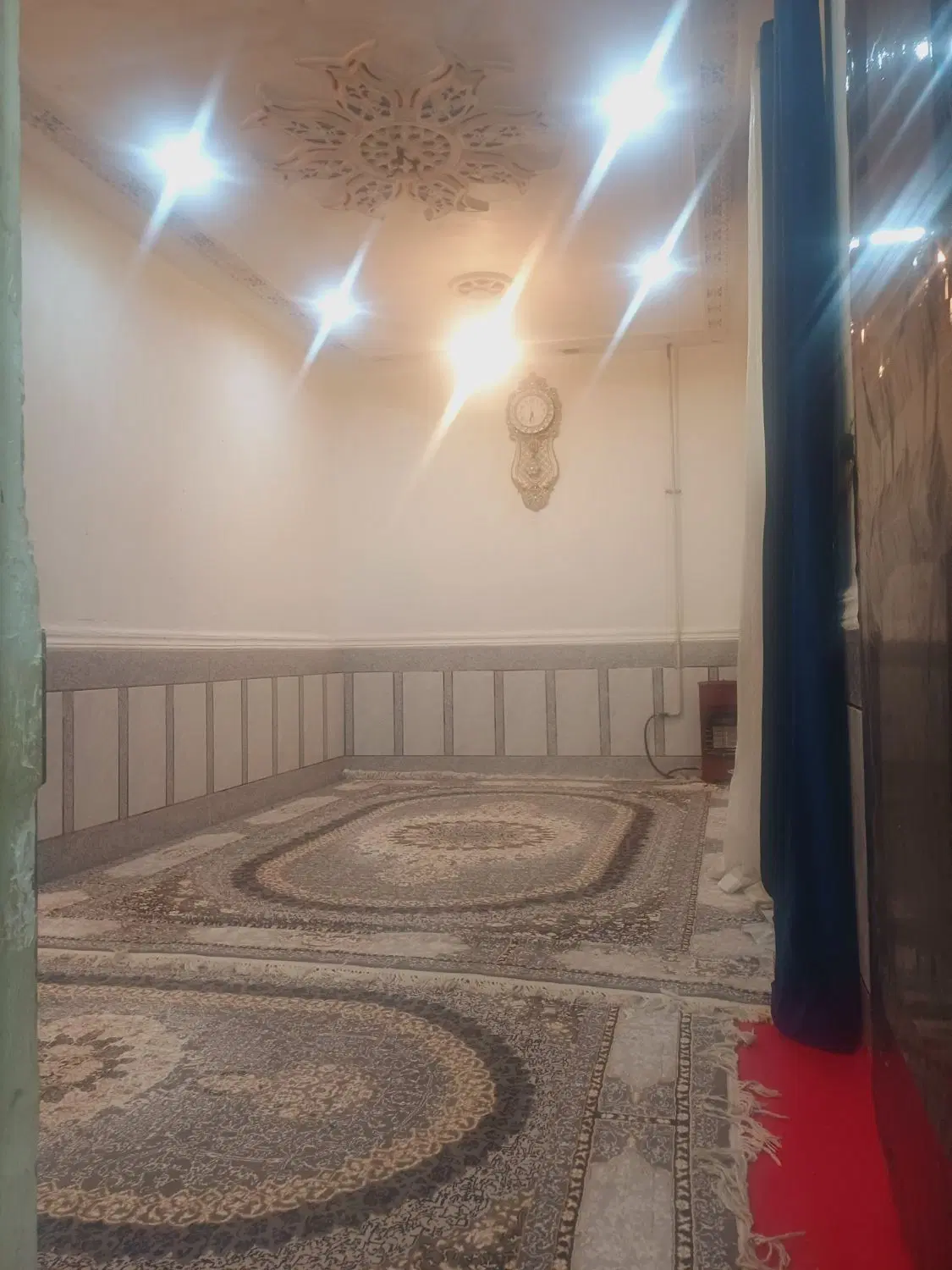 رهن واجاره خانه ویلایی در کوی سلم اباد