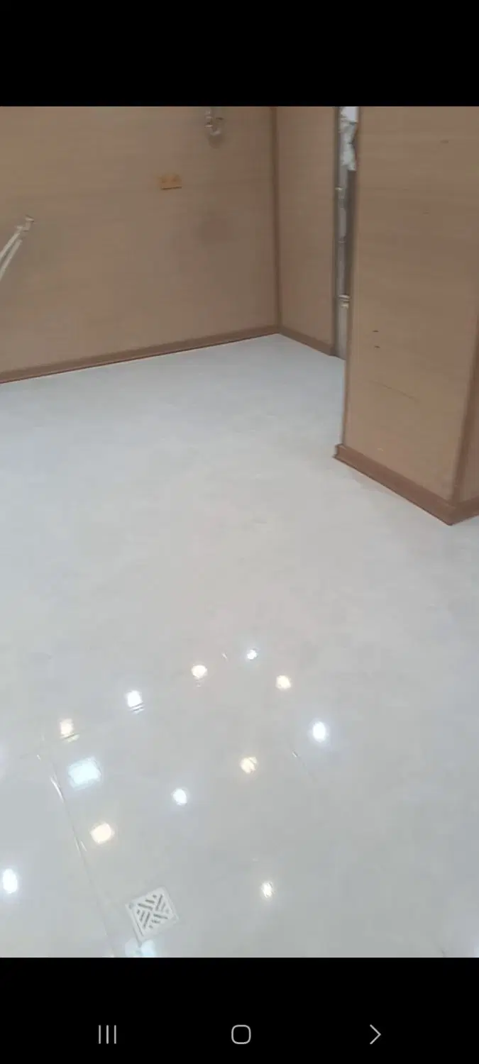 اجاره مغازه نسبتا بزرگ در  بازار زنجان