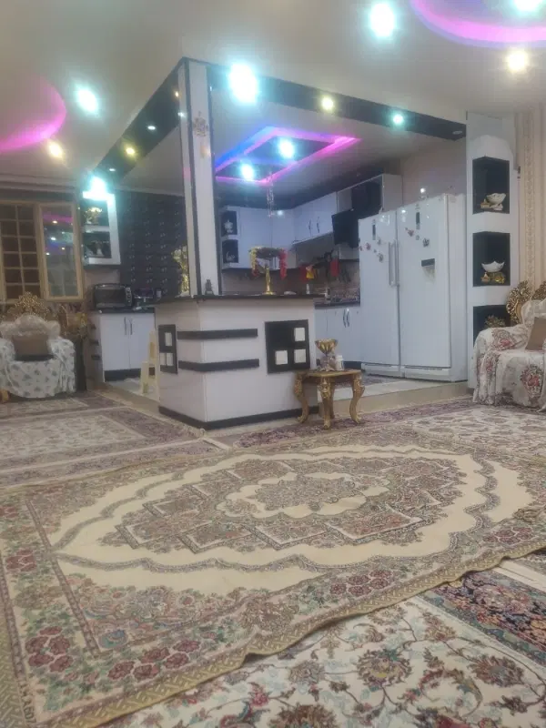ویلایی دوطبقه