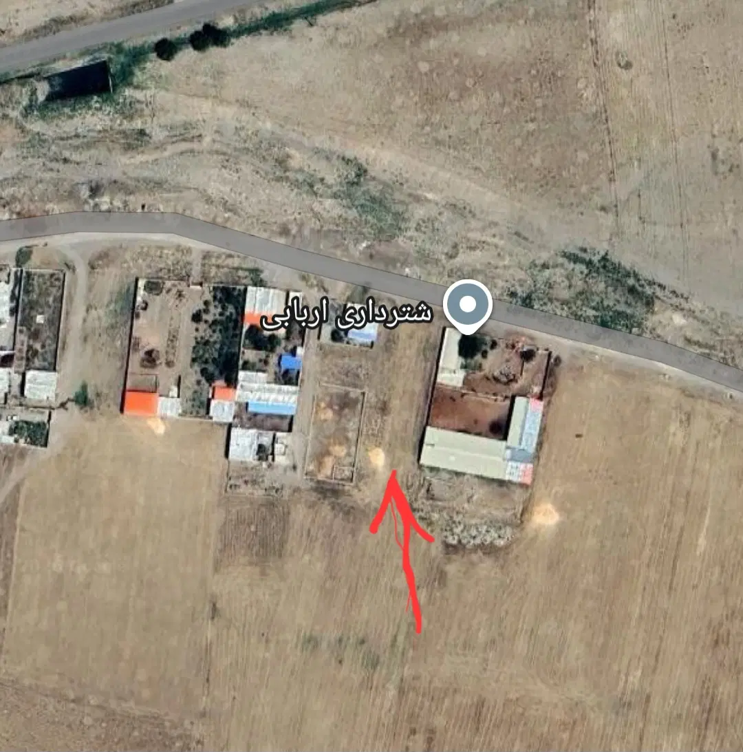 زمین ۶۰۰ متر تجاری مسکونی در روستای گلین قیه