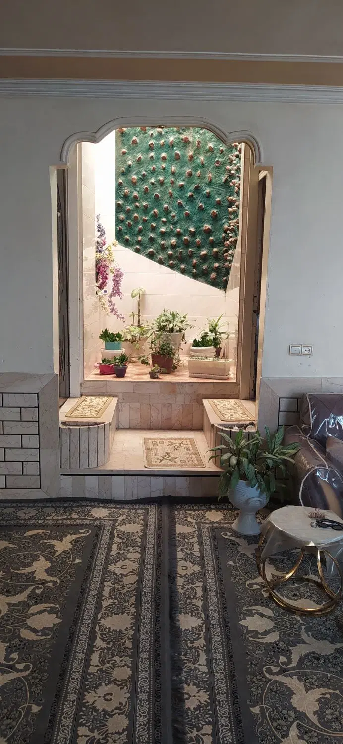 خانه اجاره ای ماشین رو