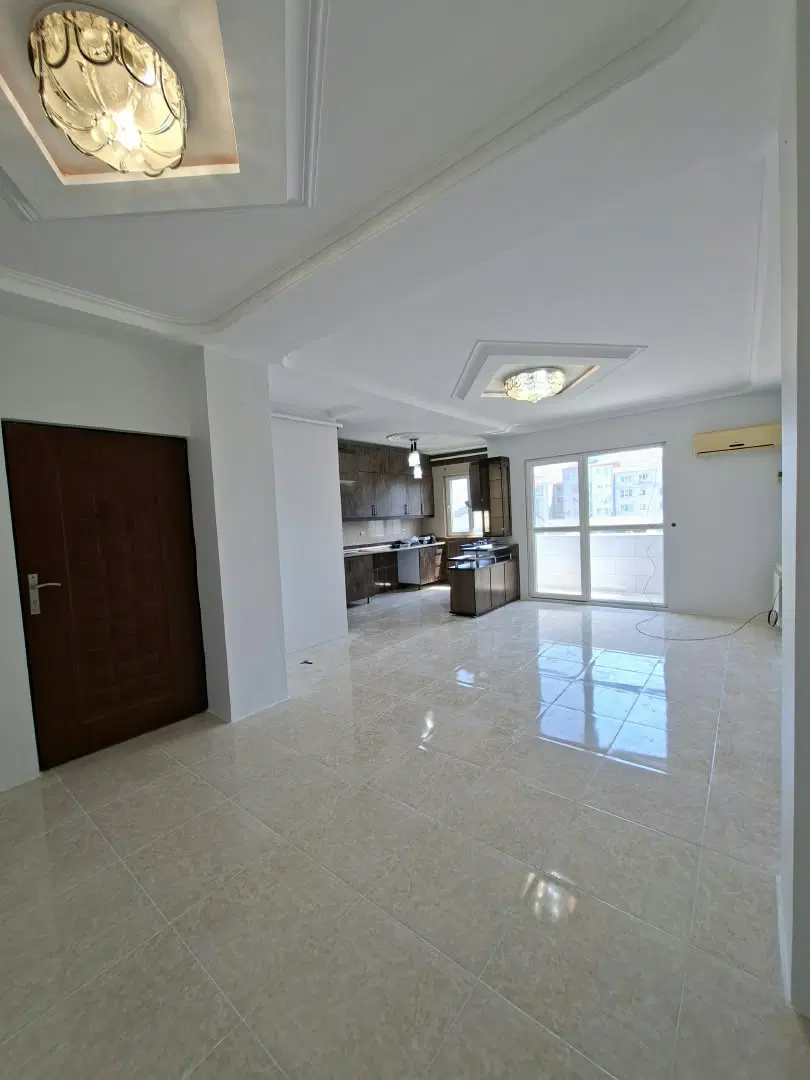 فروش آپارتمان ۷۹ متری خوش نقشه در معلم بلوارنماز