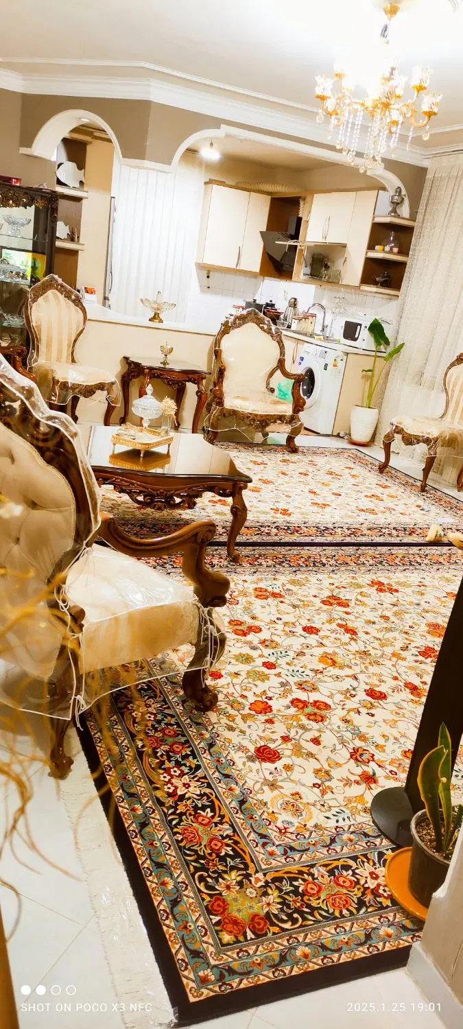 آپارتمان ۸۳متری خوش نقشه  فردیس ظفرغربی،پاگردبزرگ