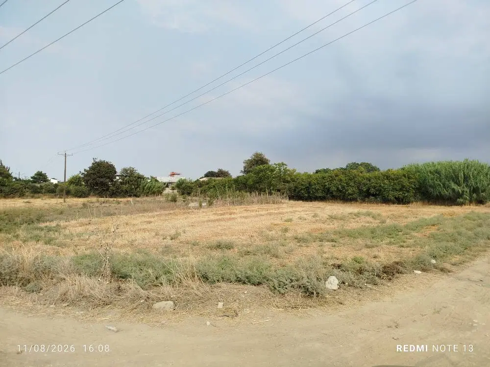 زمین با موقعیت مکانی عالی