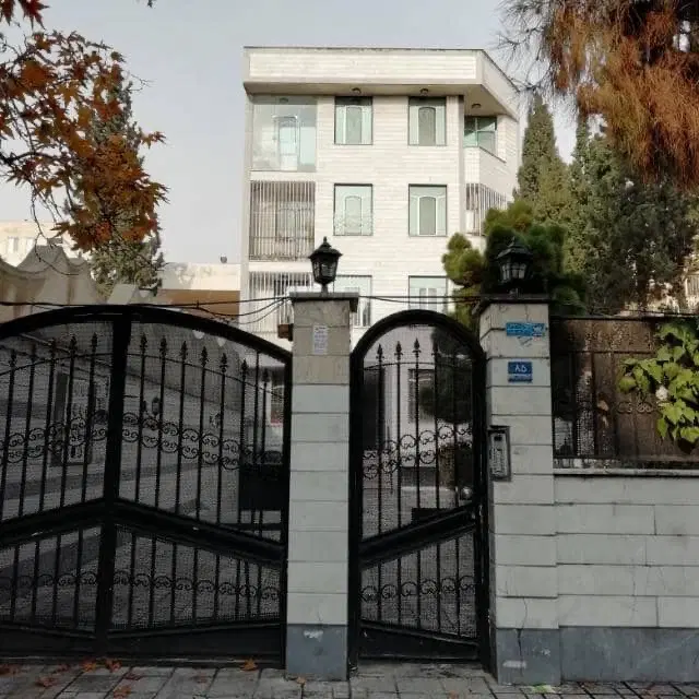 آپارتمان ۷۵ متر دوخوابه با پارکینگ ۲۰۲ شرقی