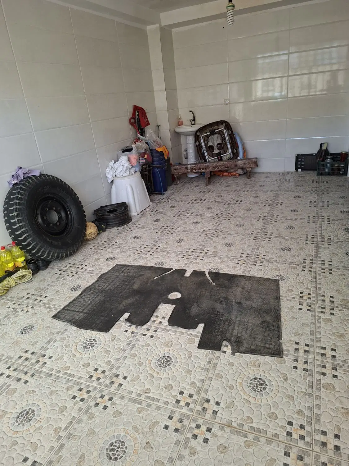اجاره پارکینگ ۲۰متری جهت انبار